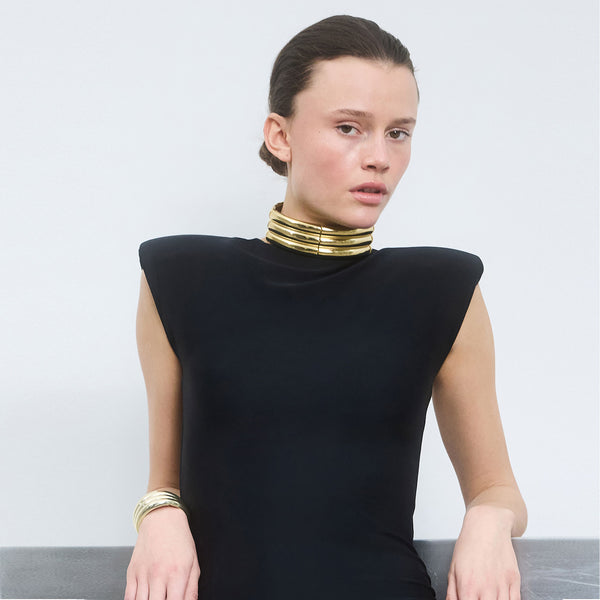 AMORA GOLD CUFF NECKLACE