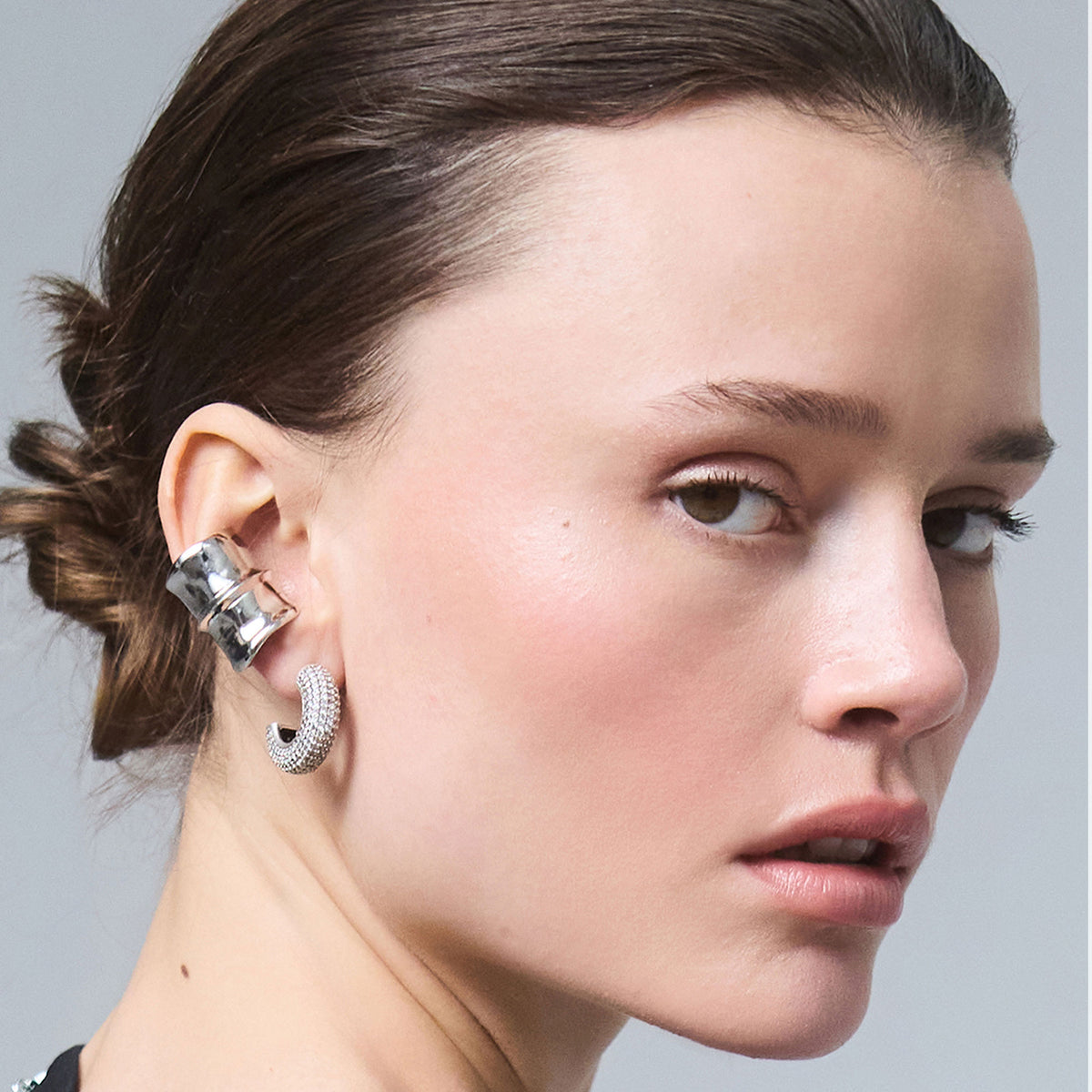 VIOLA SILVER EARCUFF